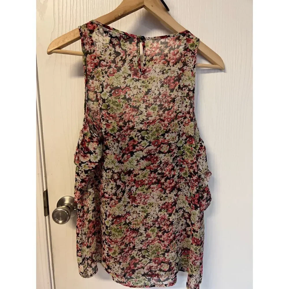 Express Blouse  - Picture 2 of 5